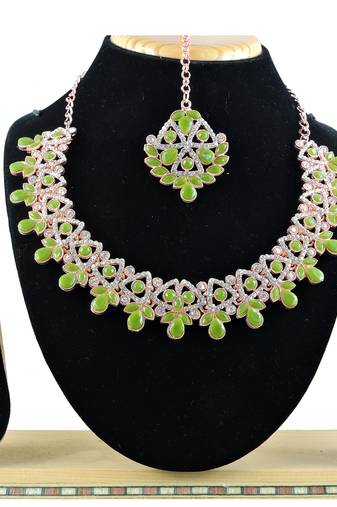 Green designer function wear ad necklace set