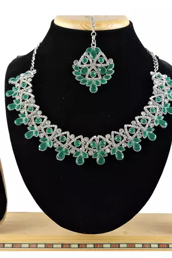 Green designer function wear ad necklace set