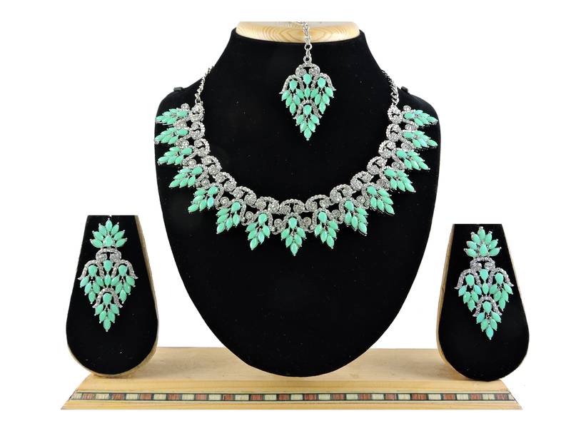Green designer function wear ad necklace set