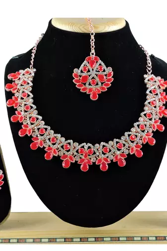Red designer function wear ad necklace set