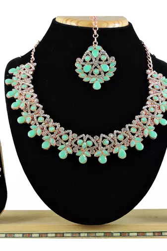 Green designer function wear ad necklace set
