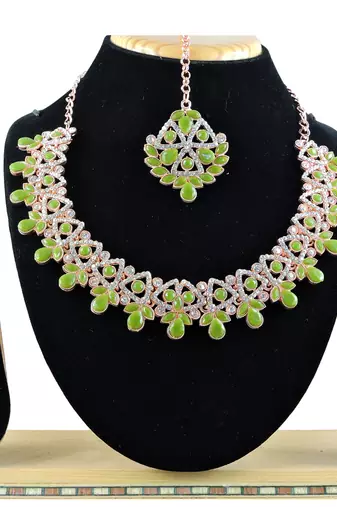 Green designer function wear ad necklace set