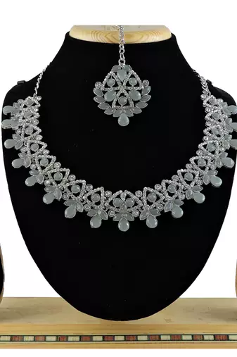 Grey designer function wear ad necklace set