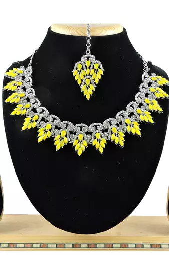 Yellow designer function wear ad necklace set