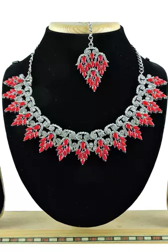 Red designer function wear ad necklace set