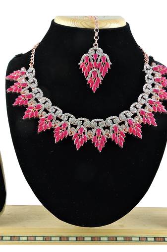 Red designer function wear ad necklace set