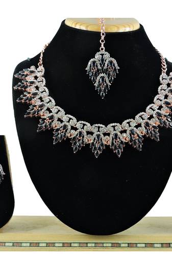Black designer function wear ad necklace set