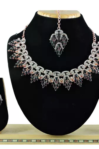 Black designer function wear ad necklace set