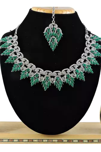 Green designer function wear ad necklace set
