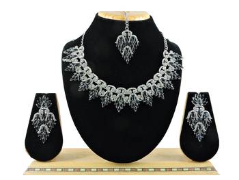 Black designer function wear ad necklace set 1