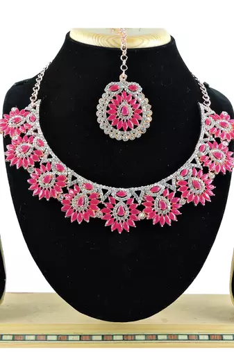 Red designer function wear ad necklace set