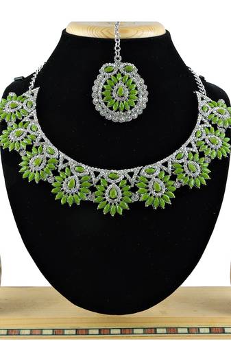 Green designer function wear ad necklace set