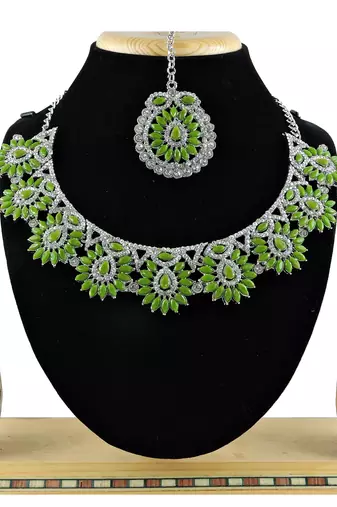 Green designer function wear ad necklace set