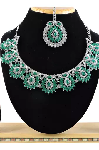 Green designer function wear ad necklace set