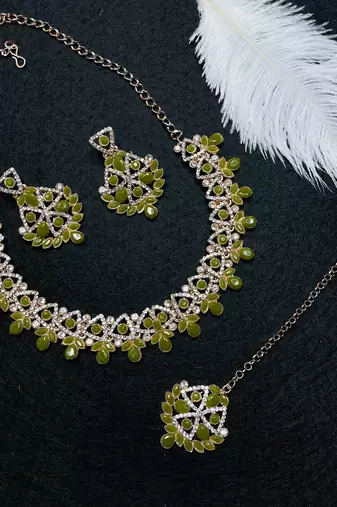 Green designer function wear ad necklace set