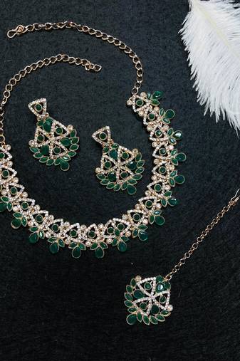 Green designer function wear ad necklace set