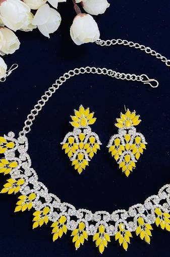 Yellow designer function wear ad necklace set