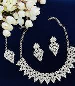 Multicolor designer function wear ad necklace set