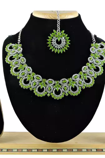 Green designer function wear ad necklace set