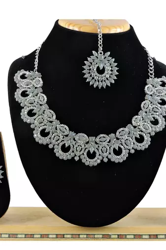 Grey designer function wear ad necklace set