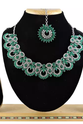 Green designer function wear ad necklace set