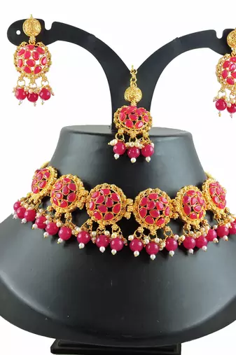 Red designer function wear ad necklace set
