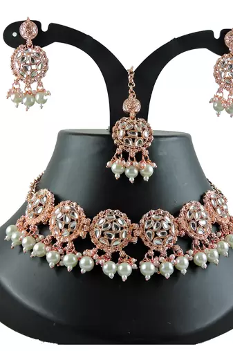 Multicolor designer function wear ad necklace set