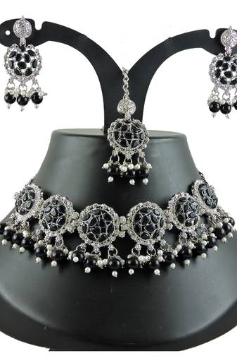 Black designer function wear ad necklace set