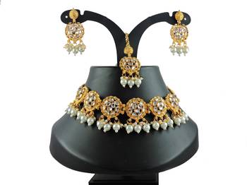Multicolor designer function wear ad necklace set 1