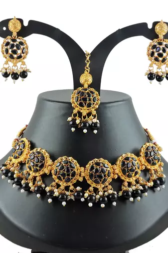 Black designer function wear ad necklace set