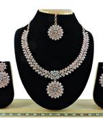 Multicolor designer function wear ad necklace set