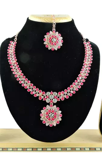Red designer function wear ad necklace set