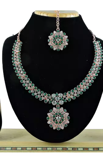 Green designer function wear ad necklace set