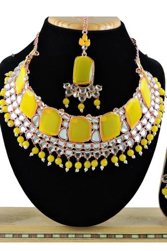 Yellow designer function wear ad necklace set