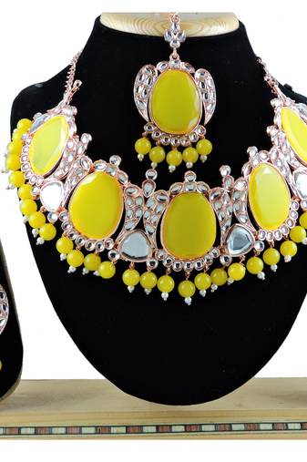 Yellow designer function wear ad necklace set