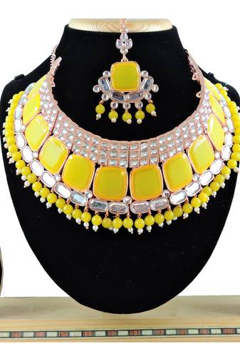 Yellow designer function wear ad necklace set