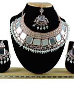 Multicolor designer function wear ad necklace set