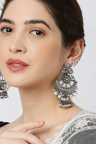 Multicolor designer function wear ad necklace set