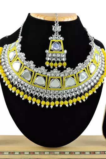 Yellow designer function wear ad necklace set