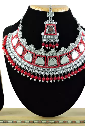 Red designer function wear ad necklace set