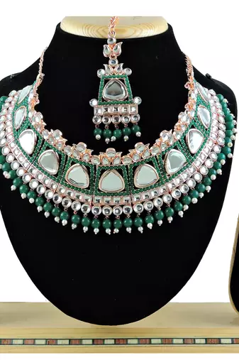 Green designer function wear ad necklace set