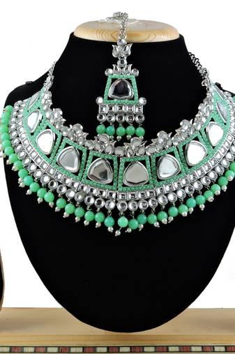 Green designer function wear ad necklace set