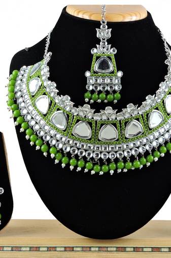 Green designer function wear ad necklace set