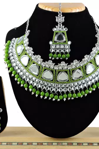 Green designer function wear ad necklace set