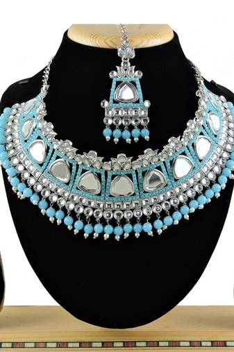 Turquoise designer function wear ad necklace set