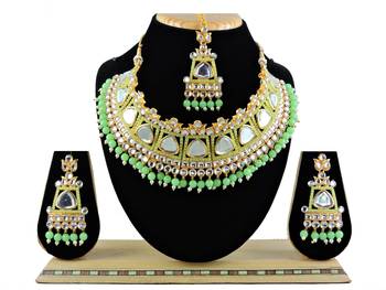 Multicolor designer function wear ad necklace set 1