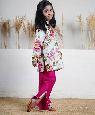 White floral printed chanderi kurta set 3