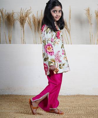 White floral printed chanderi kurta set 4