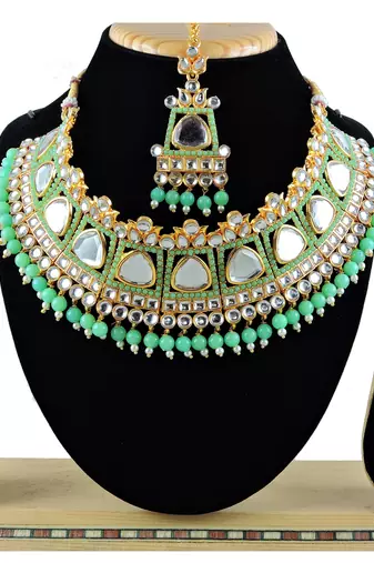 Green designer function wear ad necklace set