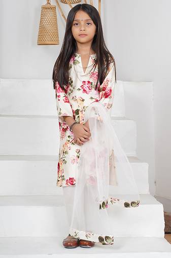White floral printed chanderi kurta set